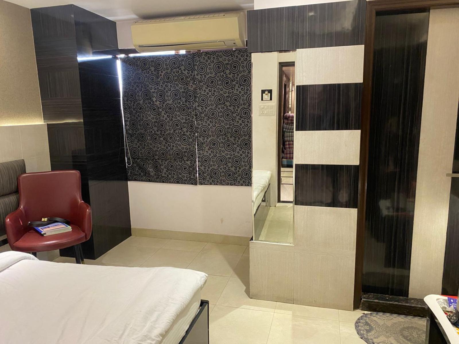 Hotel Royal Cottage Kanpur Bagian luar foto